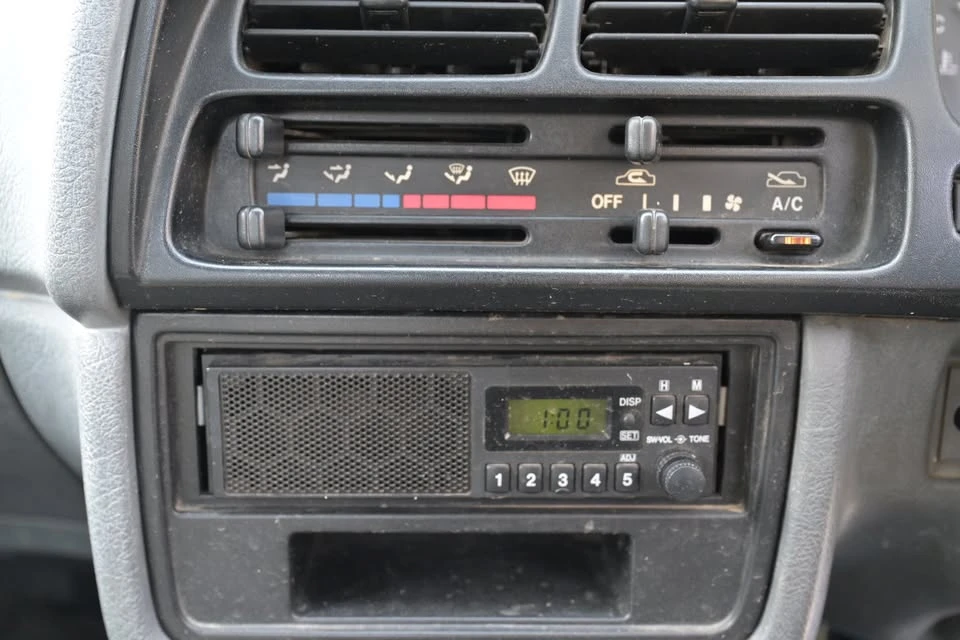 1998 Suzuki Carry & Every 9th Gen - Image 13 of 20