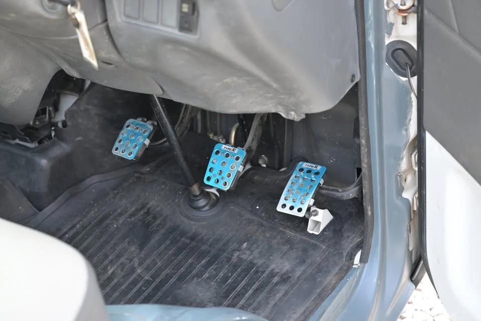 1998 Suzuki Carry & Every 9th Gen - Image 16 of 20