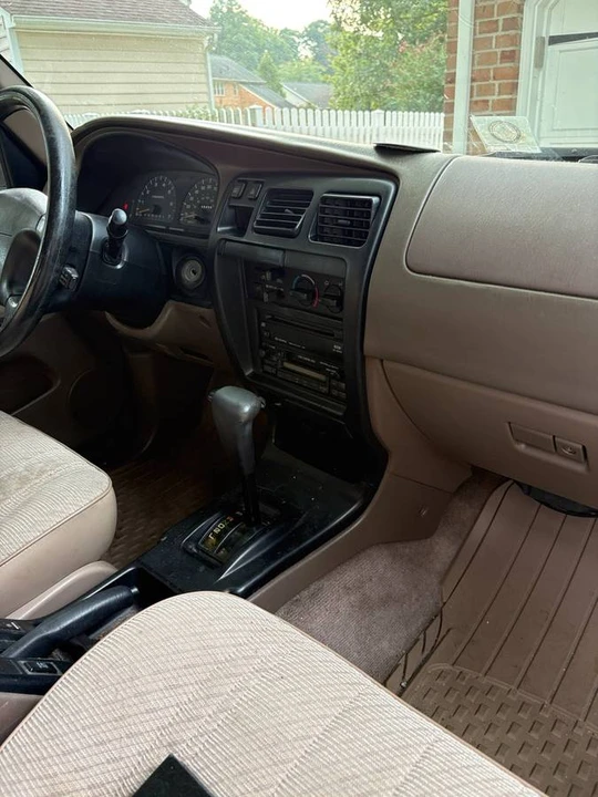 1998 Toyota 4Runner 3rd Gen - Image 10 of 11