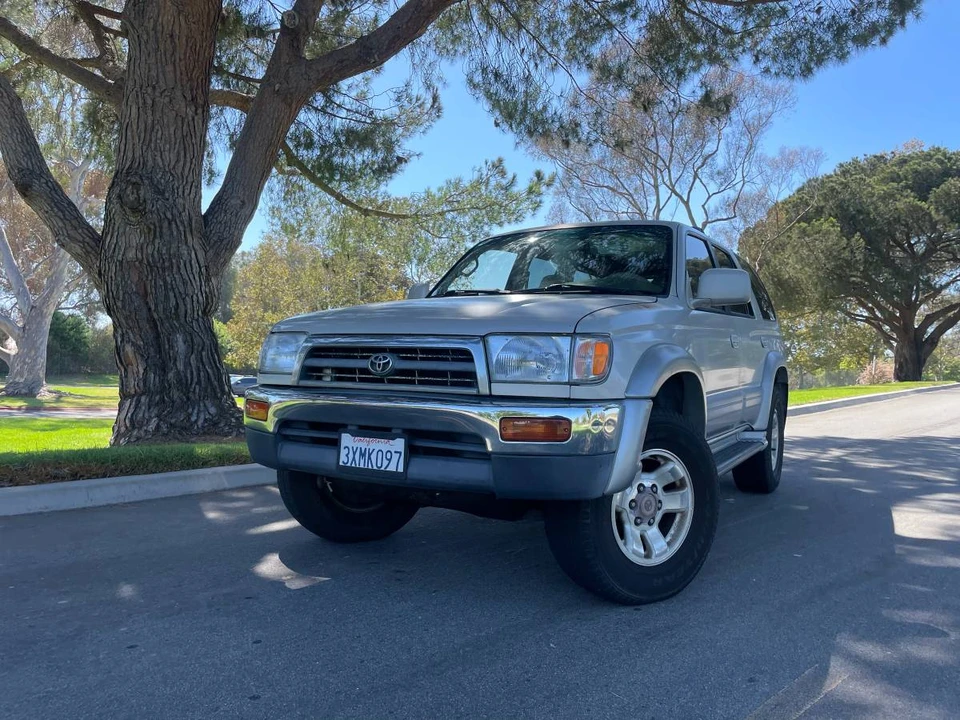 1998 Toyota 4Runner 3rd Gen - Image 2 of 10