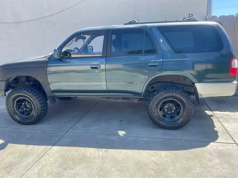 1998 Toyota 4Runner Crawler Lifted 4x4