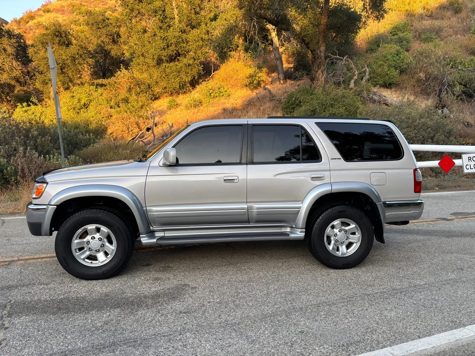 1998 Toyota 4Runner 3rd Gen - Image 12 of 31