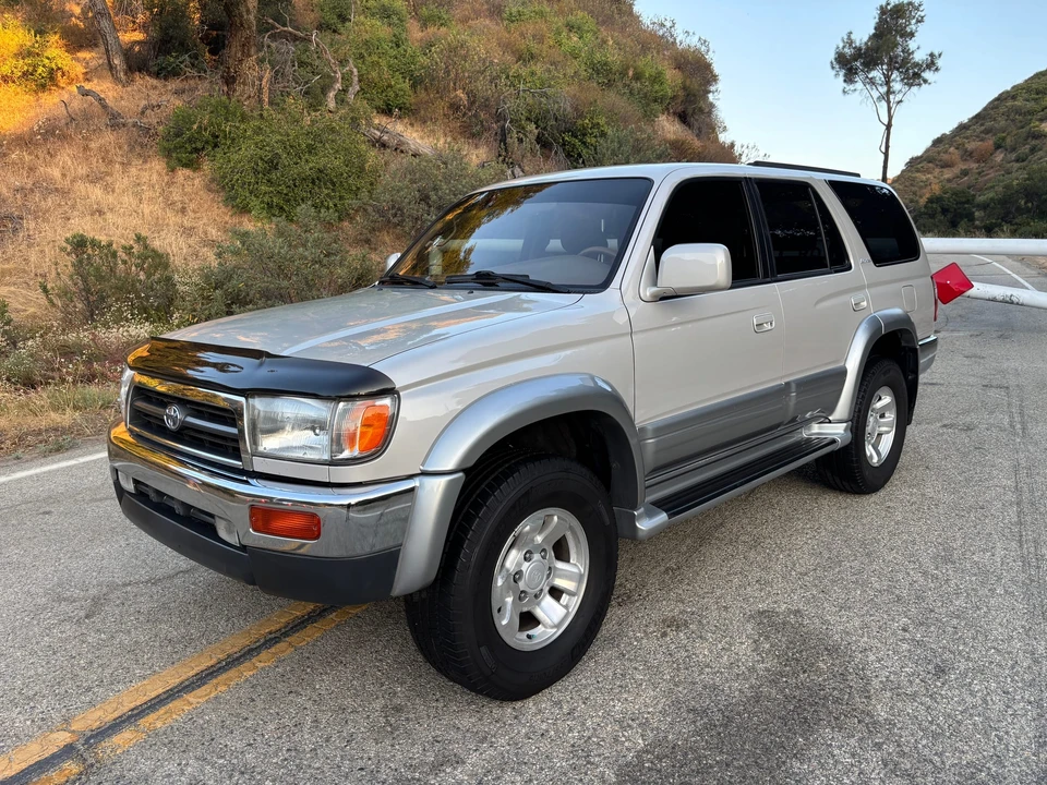 1998 Toyota 4Runner 3rd Gen - Image 9 of 31