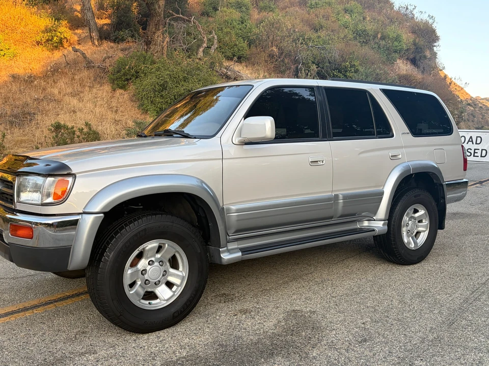1998 Toyota 4Runner 3rd Gen - Image 11 of 31