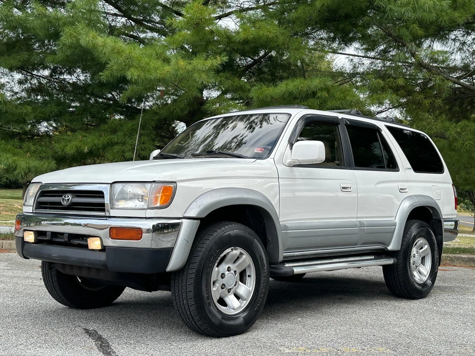 1998 Toyota 4Runner 3rd Gen - Image 10 of 31
