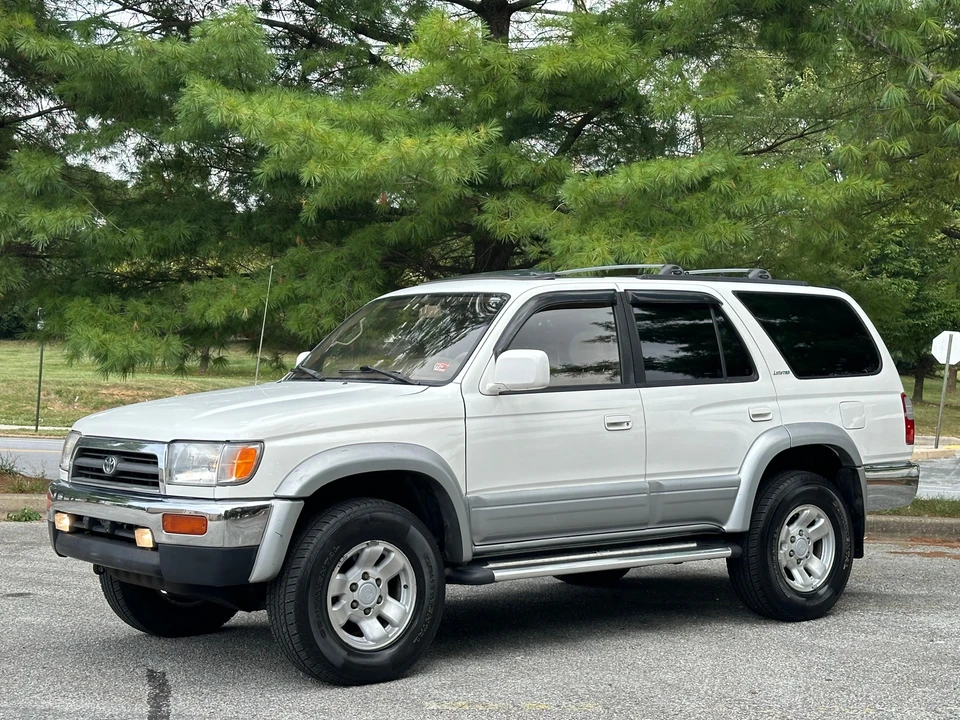 1998 Toyota 4Runner 3rd Gen - Image 11 of 31