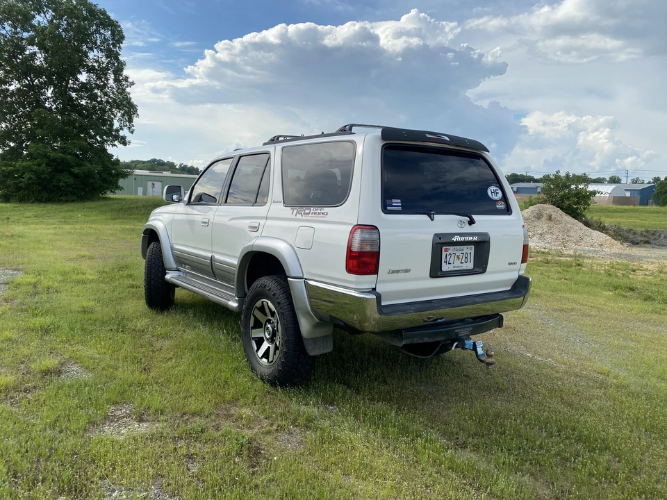 1998 Toyota 4Runner 3rd Gen - Image 10 of 31