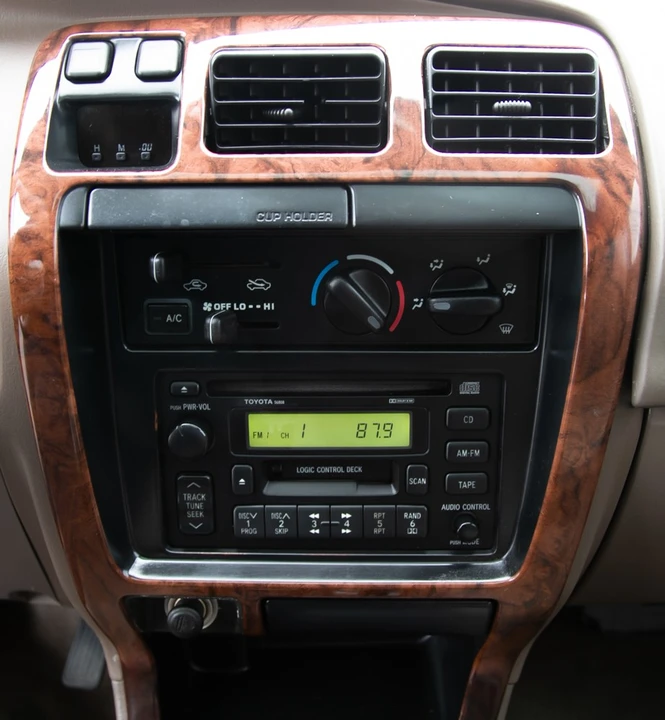 1998 Toyota 4Runner 3rd Gen - Image 17 of 19