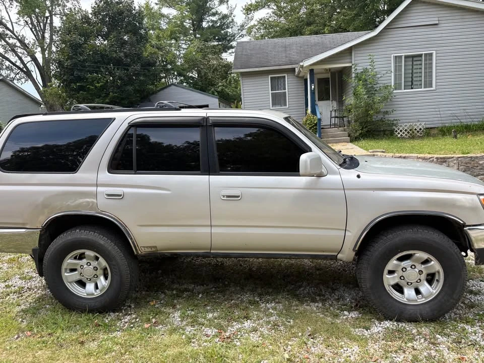 1998 Toyota 4Runner 3rd Gen - Image 4 of 10