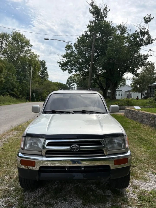 1998 Toyota 4Runner 3rd Gen - Image 2 of 10