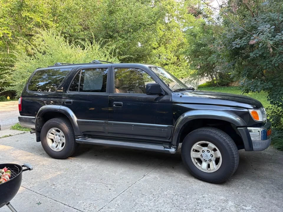 1998 Toyota 4Runner 3rd Gen - Image 10 of 14