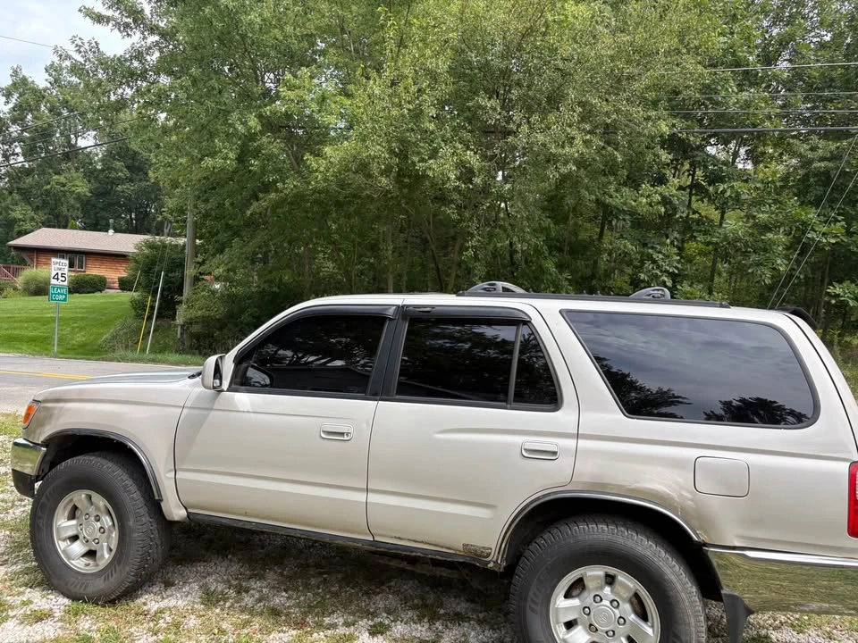1998 Toyota 4Runner 3rd Gen - Image 8 of 10