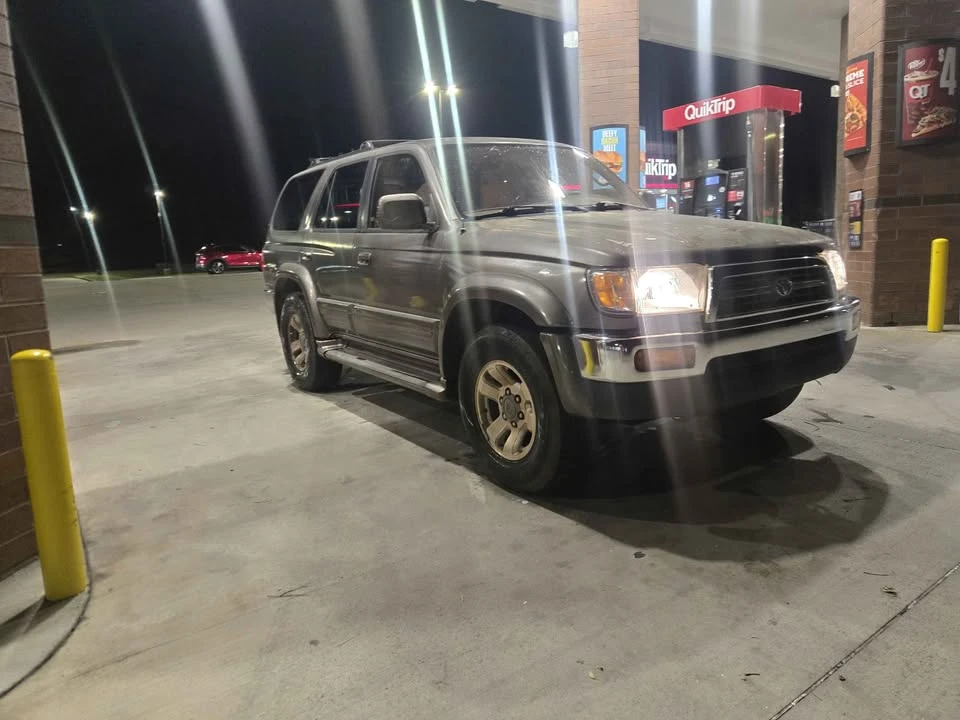 1998 Toyota 4Runner 3rd Gen - Image 5 of 10
