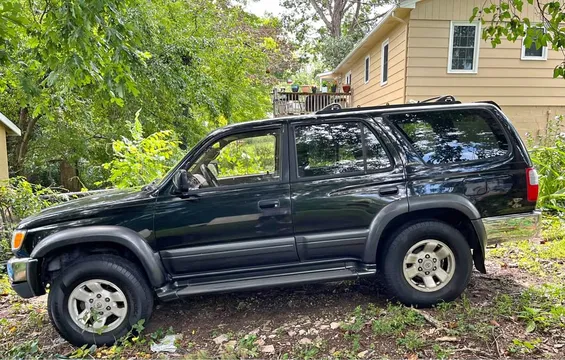 1998 Toyota 4Runner Limited Sport Utility 4D