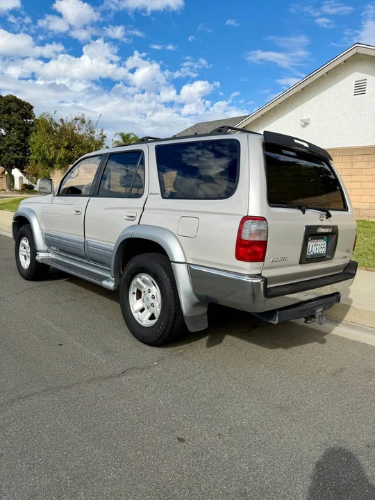 1998 Toyota 4Runner 3rd Gen - Image 4 of 11