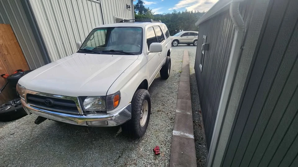 1998 Toyota 4Runner 3rd Gen - Image 2 of 8