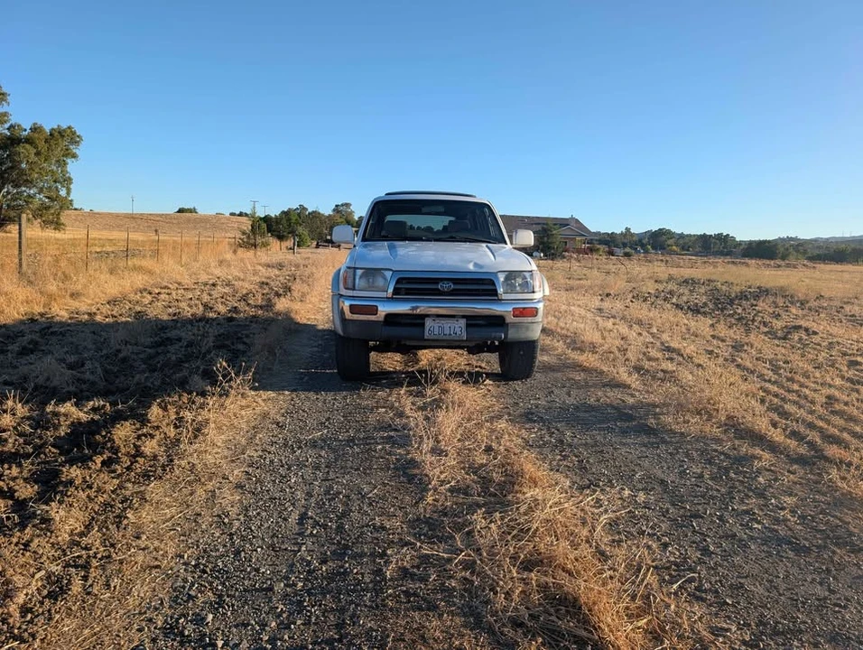 1998 Toyota 4Runner 3rd Gen - Image 2 of 10
