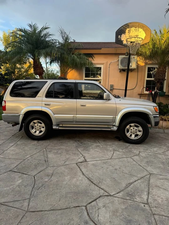 1998 Toyota 4Runner 3rd Gen - Image 2 of 6