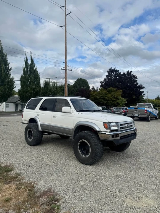 1998 Toyota 4Runner 3rd Gen - Image 4 of 11