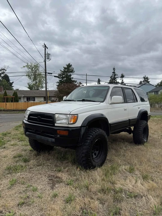 1998 Toyota 4Runner 3rd Gen - Image 2 of 10