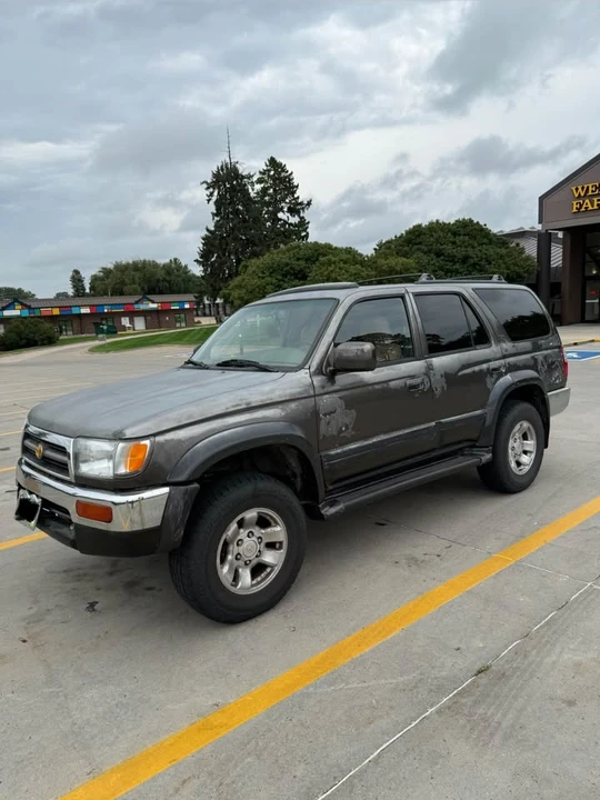1998 Toyota 4Runner 3rd Gen - Image 4 of 11