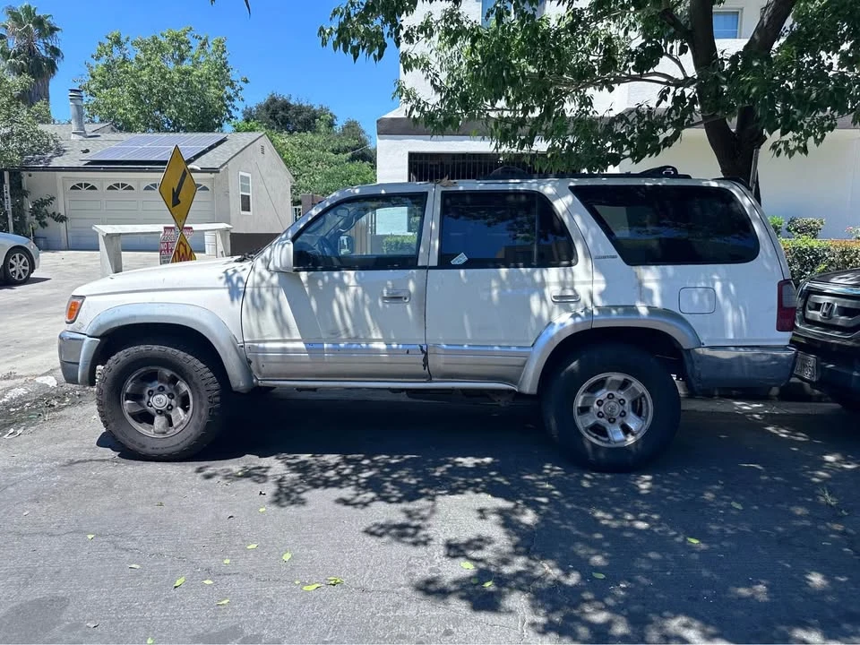 1998 Toyota 4Runner 3rd Gen - Image 2 of 4