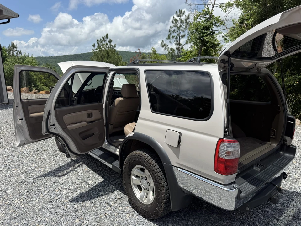 1998 Toyota 4Runner 3rd Gen - Image 16 of 31