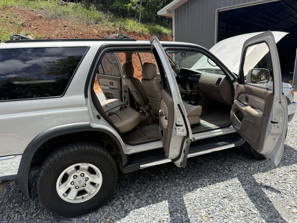 1998 Toyota 4Runner 3rd Gen - Image 13 of 31