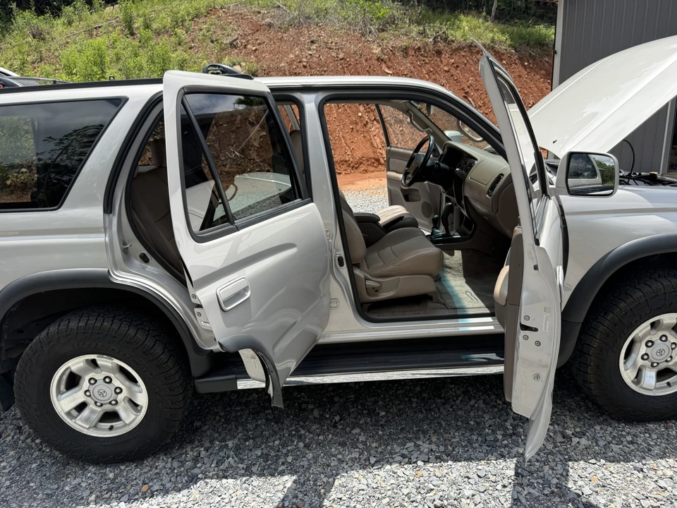 1998 Toyota 4Runner 3rd Gen - Image 12 of 31