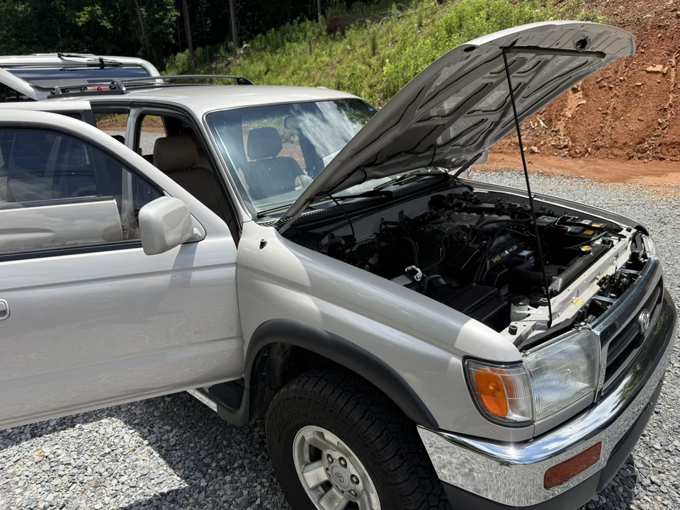 1998 Toyota 4Runner 3rd Gen - Image 10 of 31