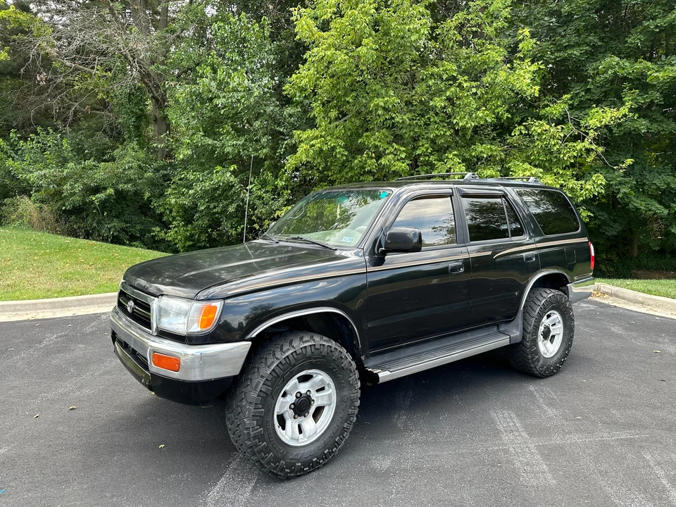 1998 Toyota 4Runner 3rd Gen - Image 11 of 31