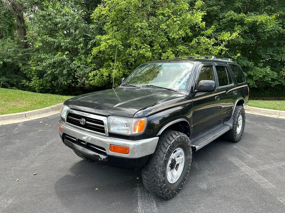 1998 Toyota 4Runner 3rd Gen - Image 9 of 31