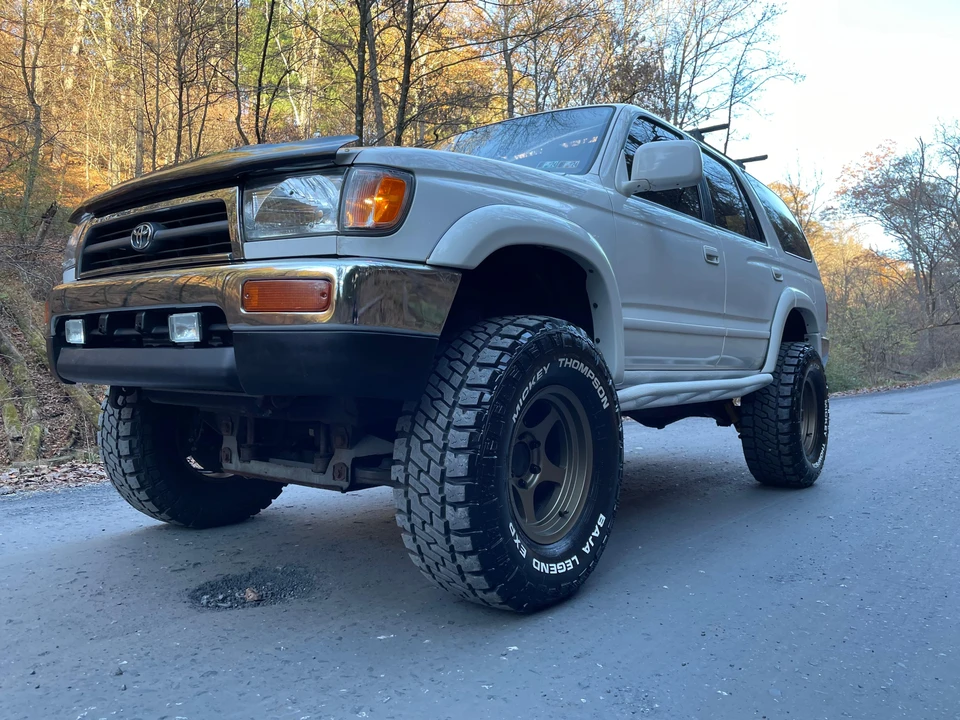 1998 Toyota 4Runner 3rd Gen - Image 9 of 31