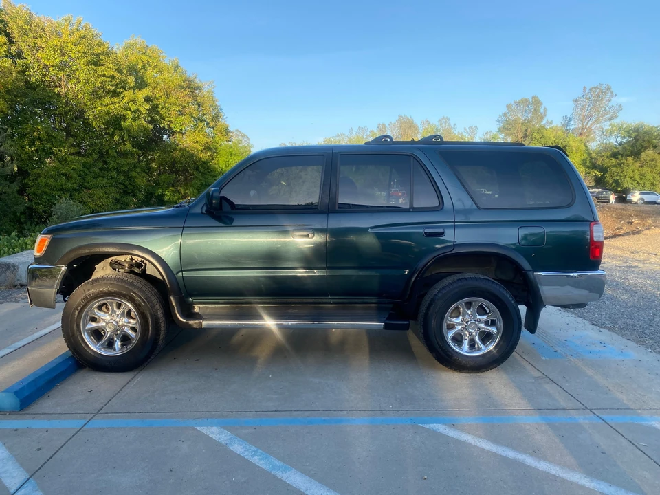 1998 Toyota 4Runner 3rd Gen - Image 9 of 31