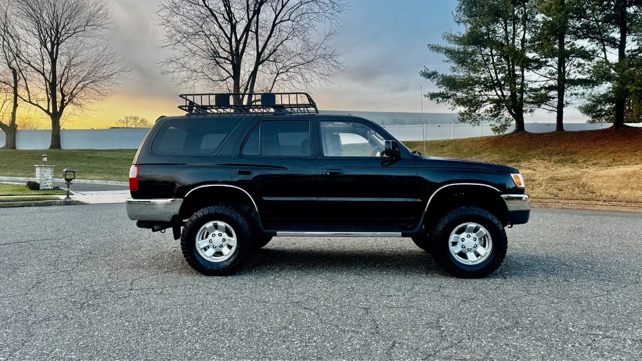 1998 Toyota 4Runner 3rd Gen - Image 9 of 21