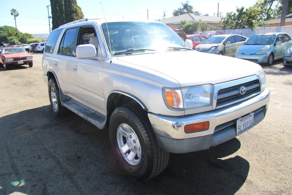 1998 Toyota 4Runner 3rd Gen - Image 8 of 21