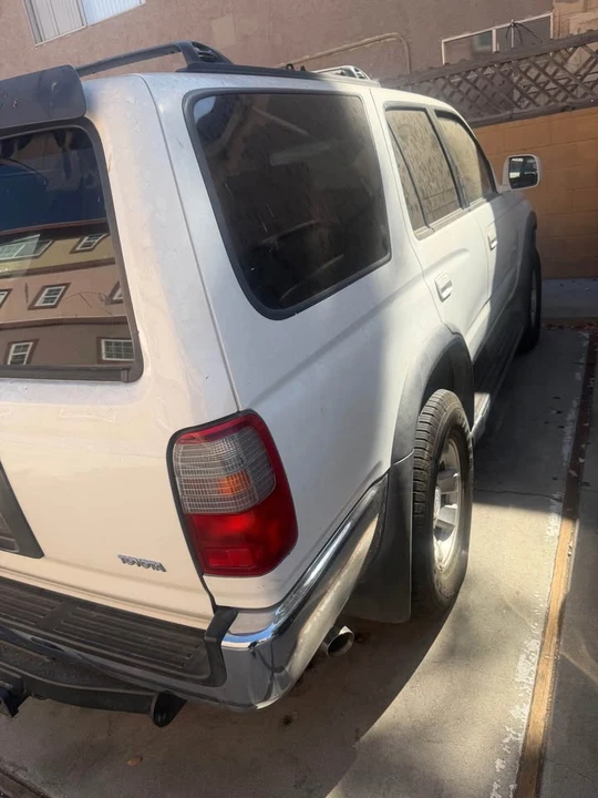 1998 Toyota 4Runner 3rd Gen - Image 2 of 13