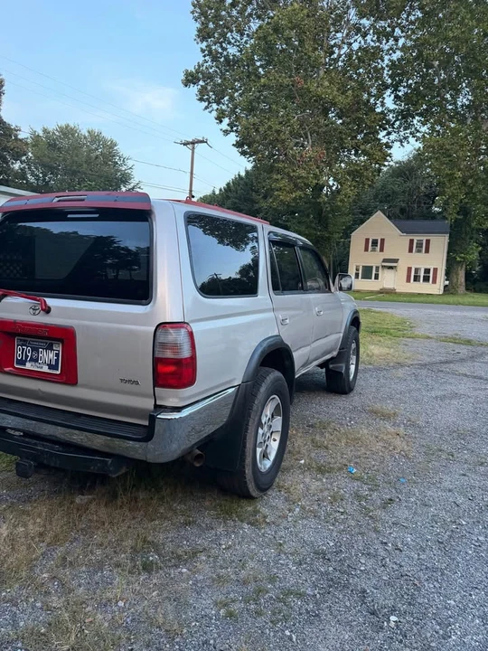 1998 Toyota 4Runner 3rd Gen - Image 9 of 12