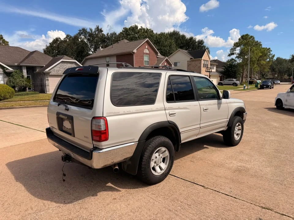 1998 Toyota 4Runner 3rd Gen - Image 2 of 11