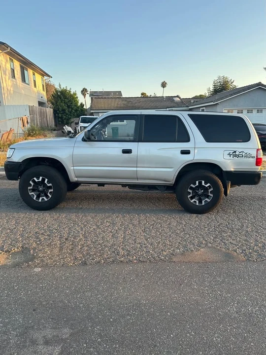 1998 Toyota 4Runner 3rd Gen - Image 4 of 9