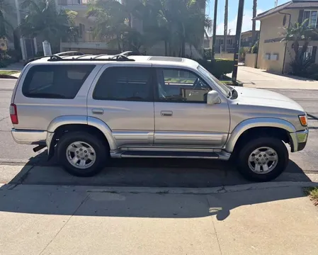 1998 Toyota 4Runner SR5 Sport Utility 2D