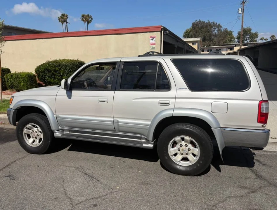 1998 Toyota 4Runner 3rd Gen - Image 2 of 6