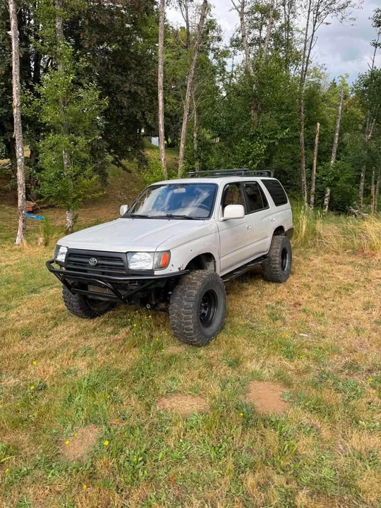 1998 Toyota 4Runner 3rd Gen - Image 2 of 2