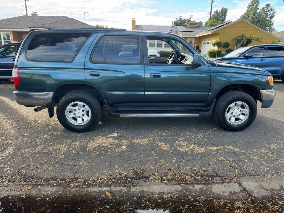 1998 Toyota 4Runner 3rd Gen - Image 2 of 7