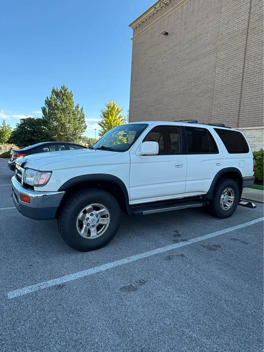 1998 Toyota 4Runner 3rd Gen - Image 2 of 14