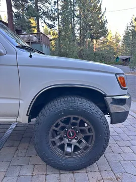 1998 Toyota 4Runner SR5 Sport Utility 4D