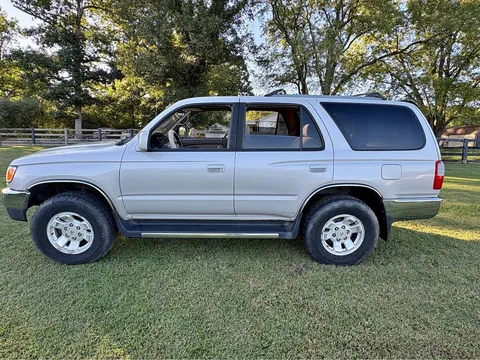 1998 Toyota 4Runner SR5 Sport Utility 4D
