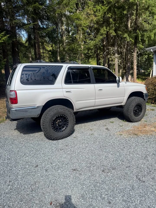 1998 Toyota 4Runner 3rd Gen - Image 2 of 9