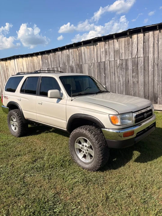 1998 Toyota 4Runner 3rd Gen - Image 2 of 13