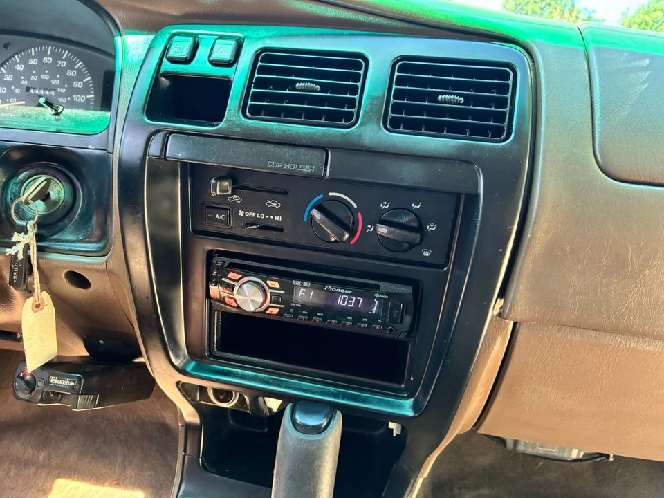 1998 Toyota 4Runner 3rd Gen - Image 8 of 15